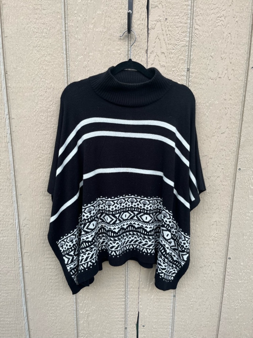 Chico's Border Graphic Mock Paula‎ Poncho Sweater Black Ecru Size S/M